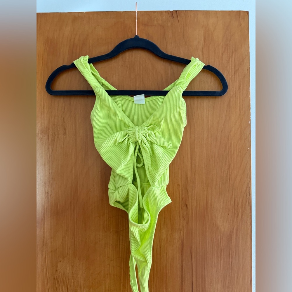 ME TO WE Neon Lime Bodysuit – Size M